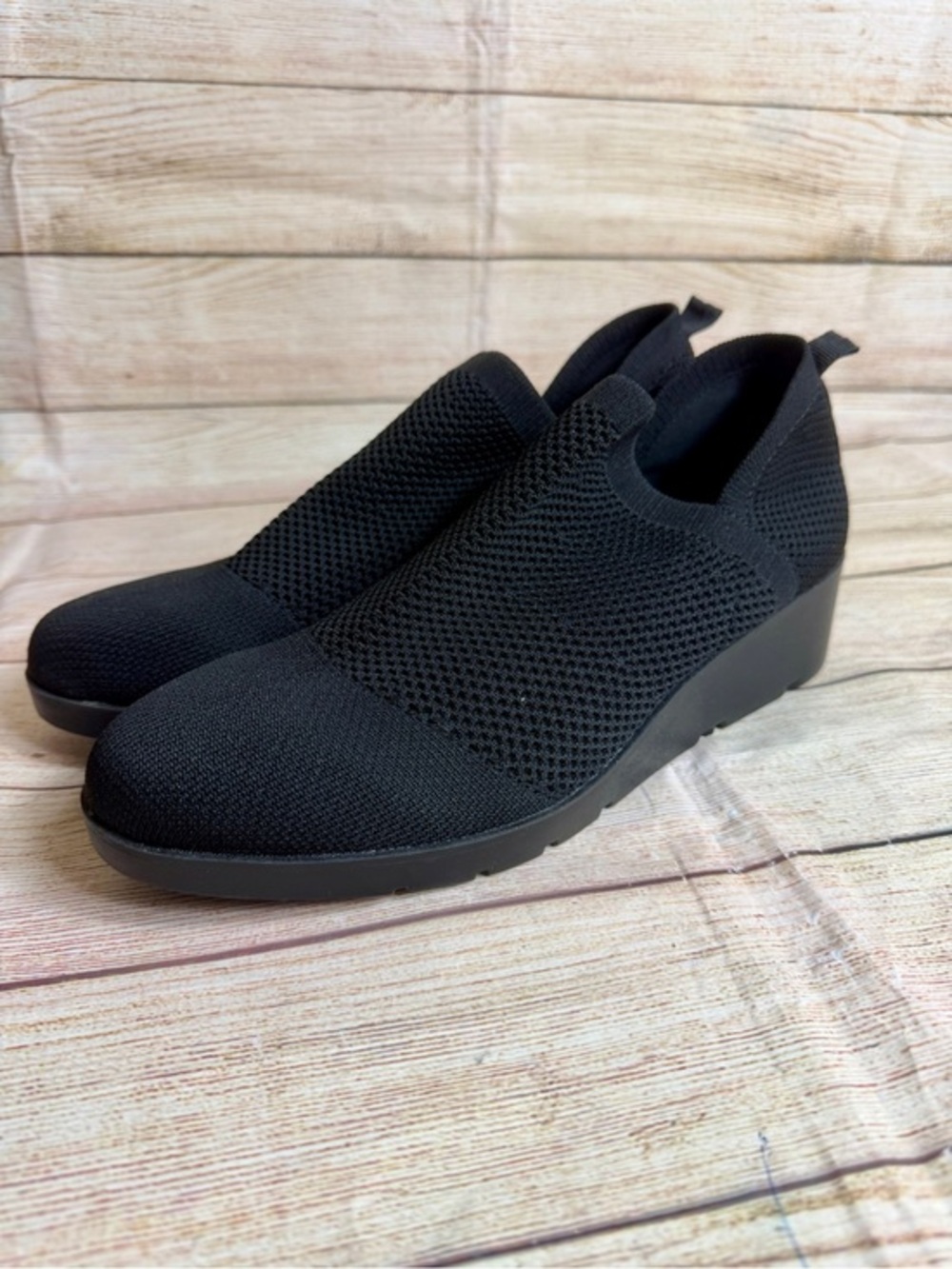 Taryn Rose Kabe Knit Wedge Bootie black. Size 10